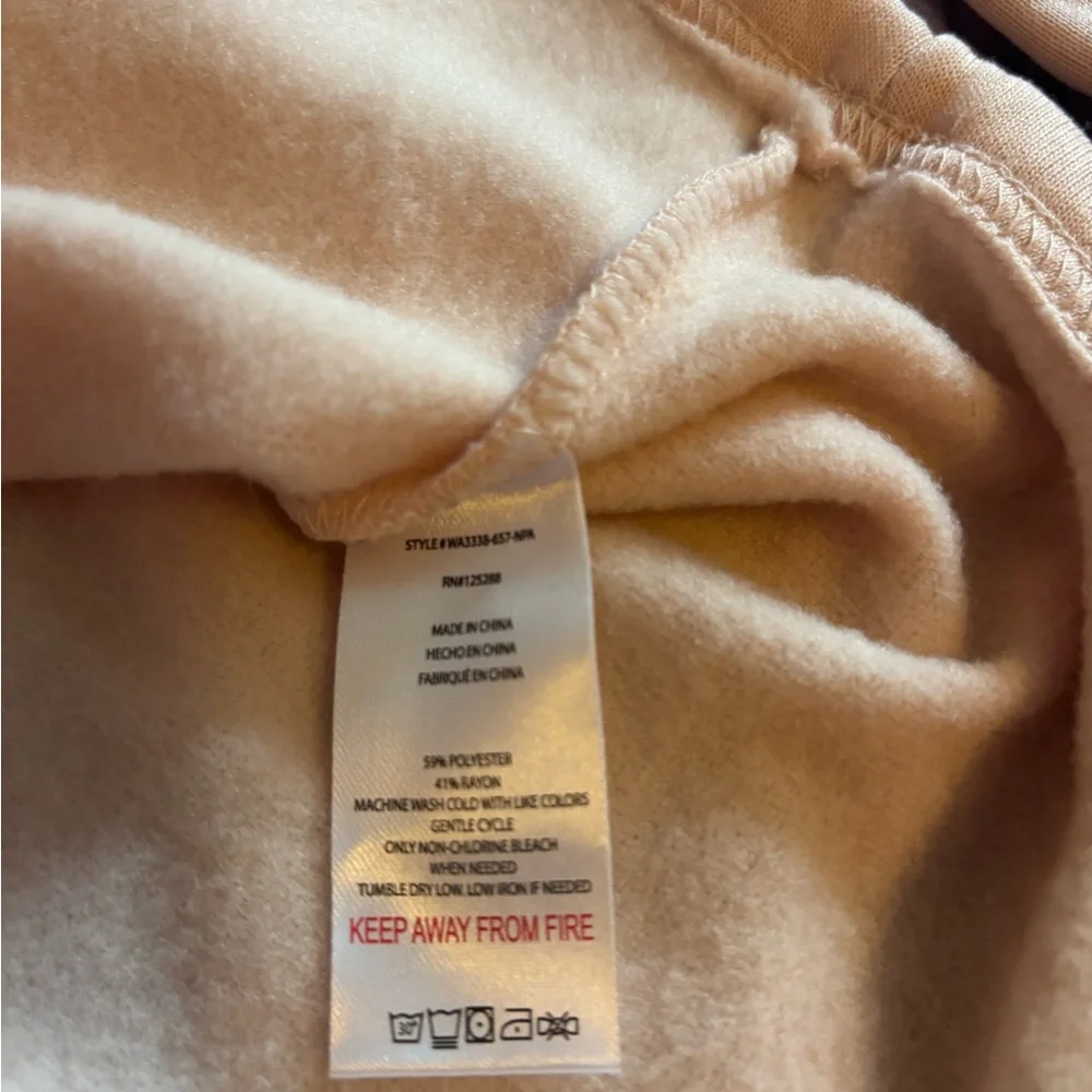 Rae Dunn Pink Hoodie with Wine Down Print. Medium. - Picture 5 of 5